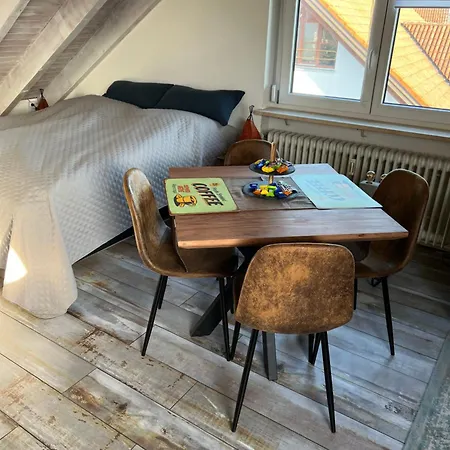 Alex Mayer Apartment *